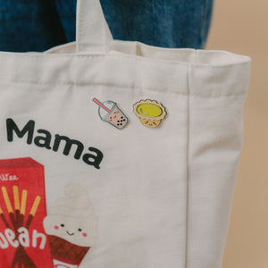 the wee bean eco-friendly reusable canvas tote bags in Sugar Mama with matching pins